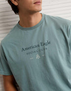 AEスタンダードフィットロゴグラフィックTシャツ