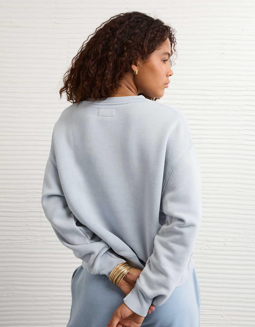 AE Everyday Luxe Crew Neck Sweatshirt
