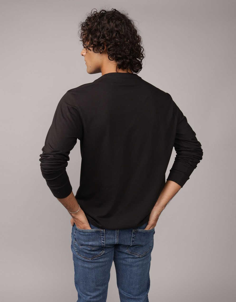 AE ロゴ グラフィック Tシャツ