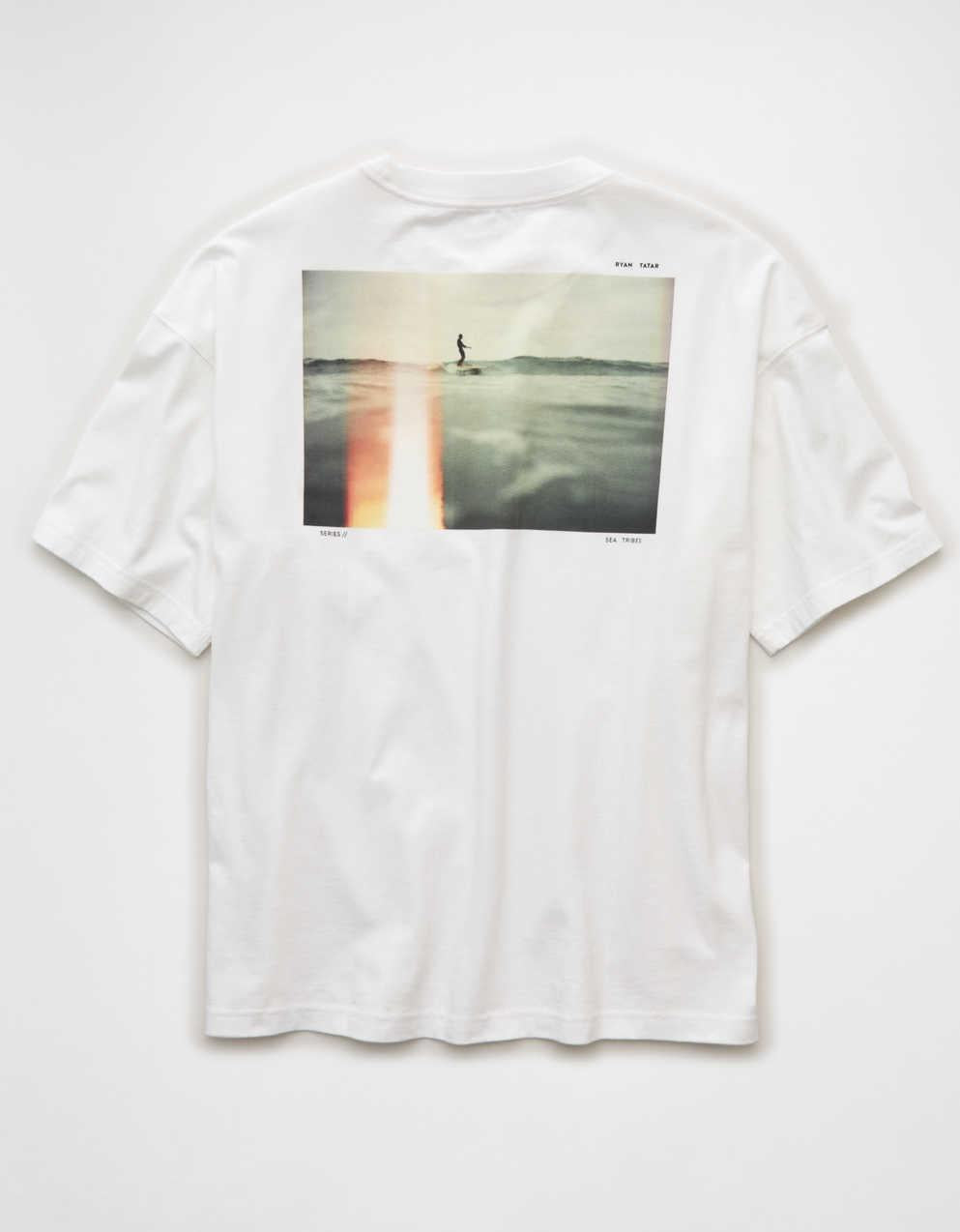 AE × ライアン・タタル ボックスフィット グラフィックTシャツ