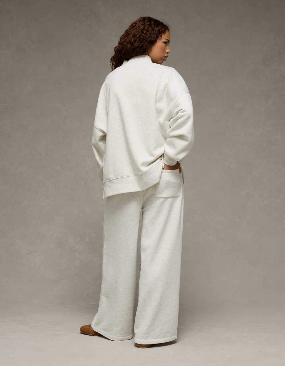 AE エブリデイ リュクス ワイドレッグ スウェットパンツ