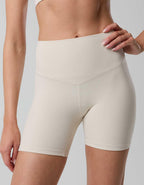 OFFLINE By Aerie Real Me XTRA Ribbed High Waisted 5' Bike Short（バイ・アリー リアル・ミー・エクストラ・リブ・ハイウエスト・5インチ・バイク・ショート