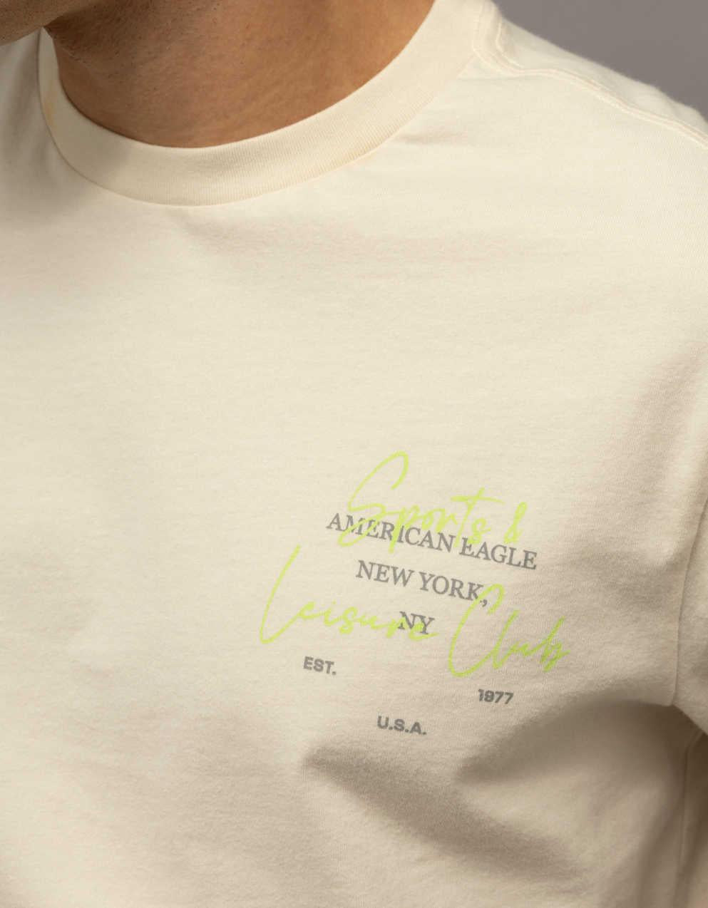 AE スタンダード・フィット・グラフィックTシャツ