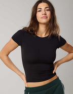 OFFLINE by Aerie・ミー・エクストラ Tシャツ