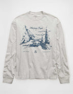 AEボクシーロングスリーブグラフィックTシャツ