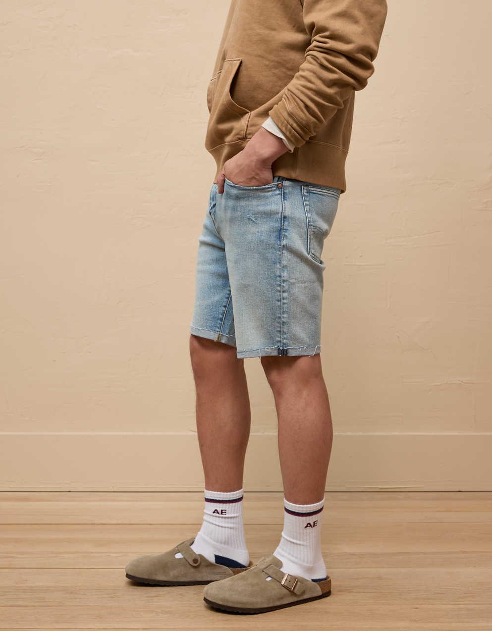 AE 9" AirFlex+ Distressed Denim Short