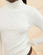 Aerie エッセンシャル・タートルネック・レイヤリングTシャツ