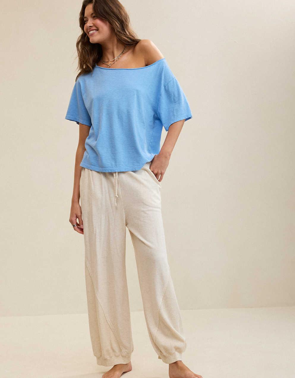 Aerie オフショルダー ゆったりTシャツ