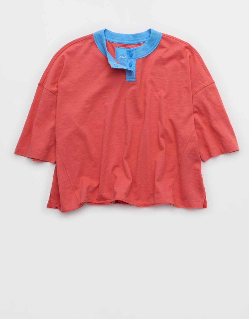 アエリ・リミックス・ヘンリー・クロップドTシャツ