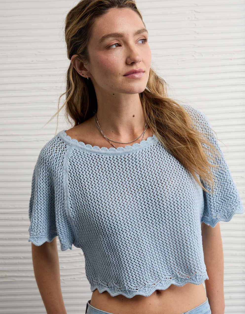 AE オフショルダークロップドクロシェTシャツ