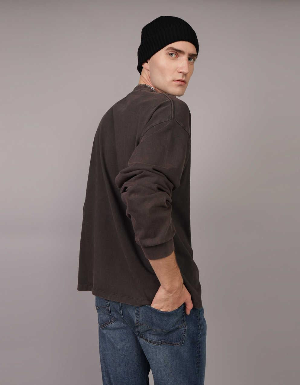 AE Oversized Long-Sleeve Heavyweight Pocket T-Shirt
