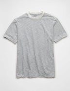 AE スタンダード・フィット・Tシャツ