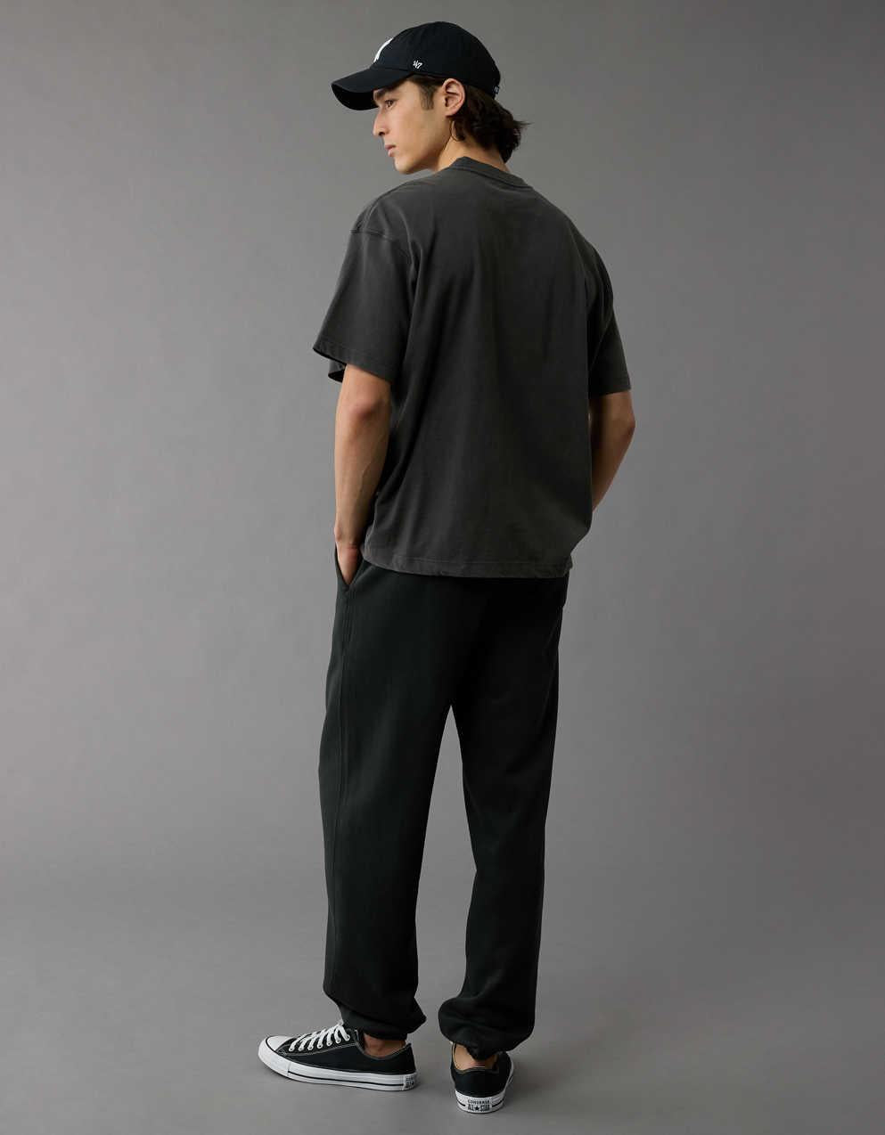 AEボクシー・フィット・スエード・ジャージーTシャツ