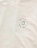 AEスタンダードフィットロゴグラフィックTシャツ