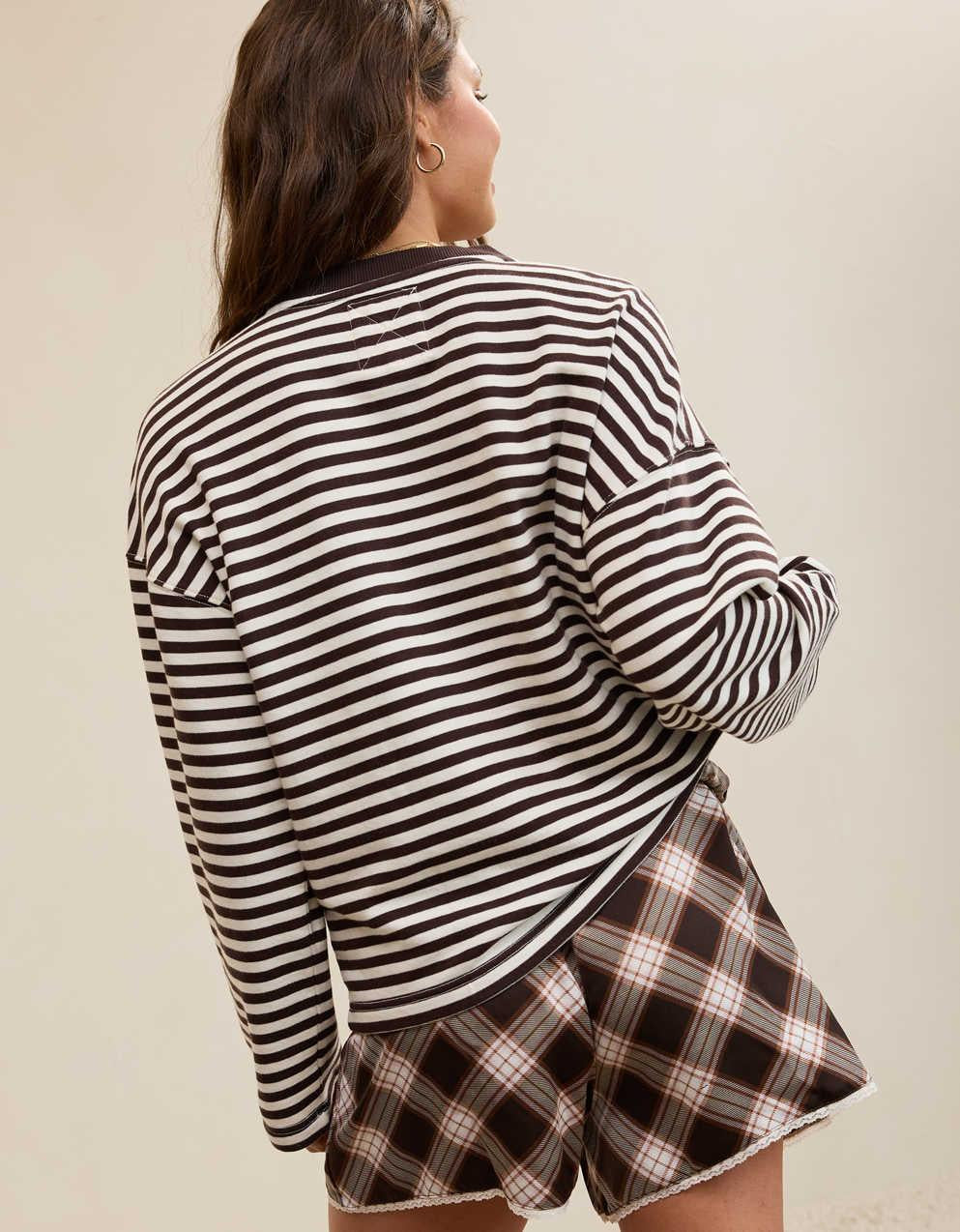 Aerie アラムナイ ヘンリーネック スウェットシャツ
