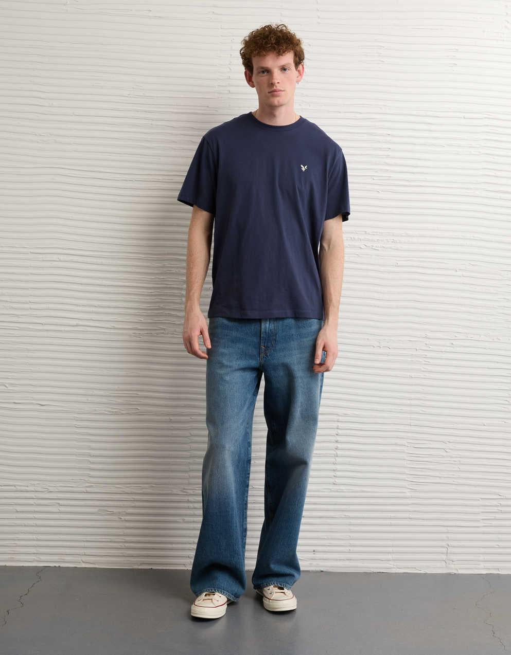 AE Standard Fit Lightweight Logo T-Shirt
