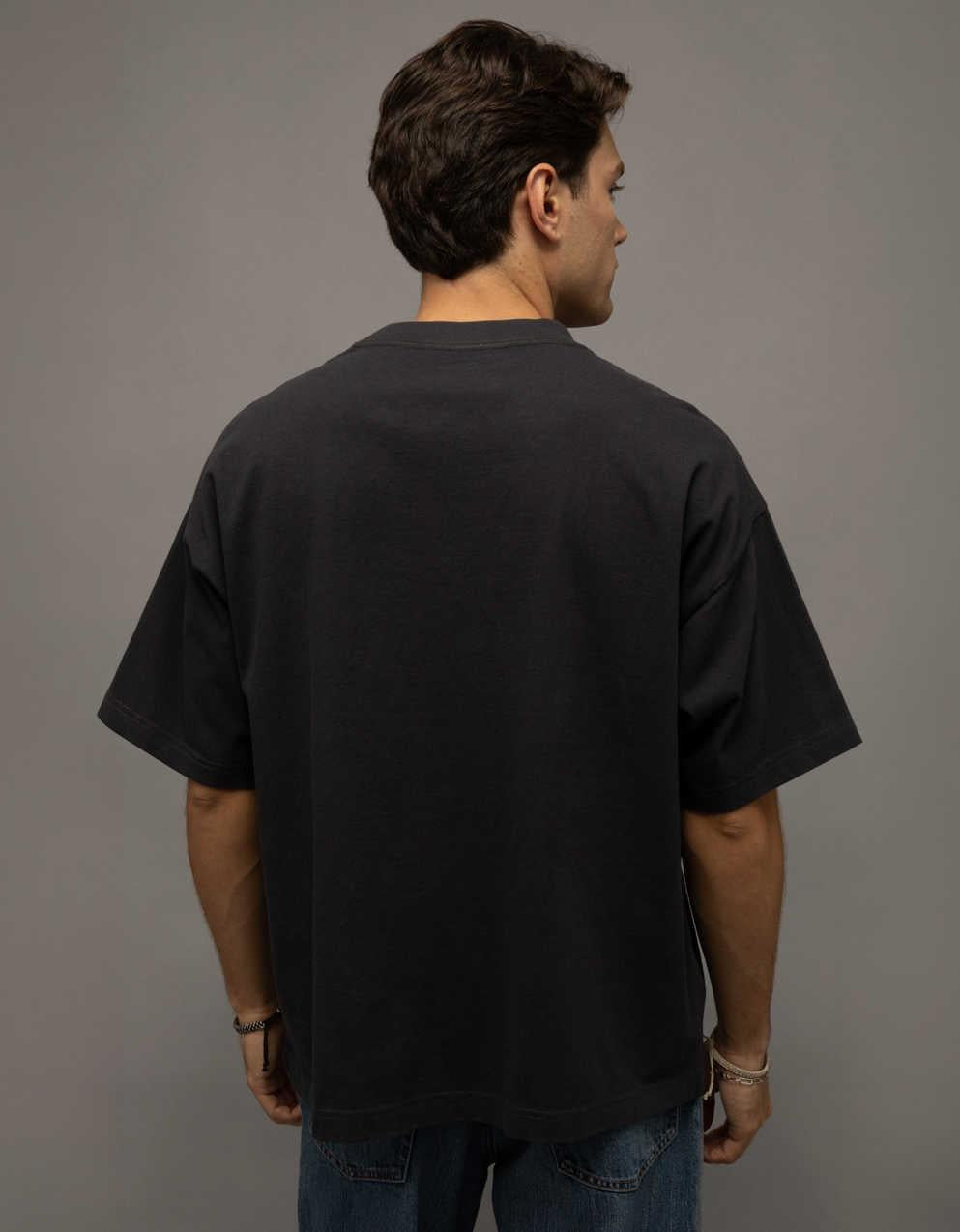 AEリラックス・ロゴ・グラフィックTシャツ