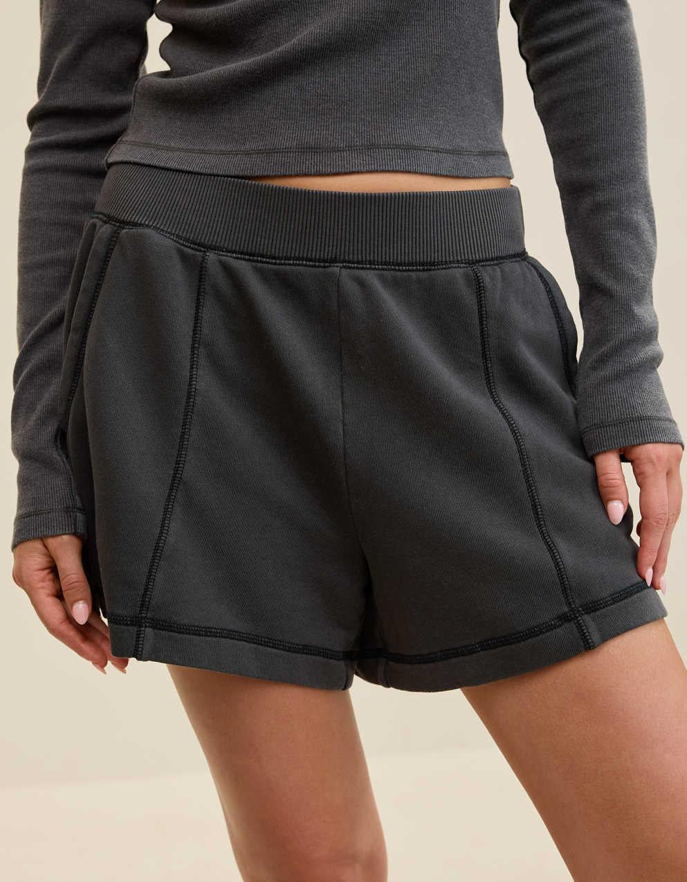 Aerie Go-To Stitch ショートパンツ