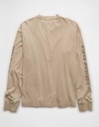 AEボクシーロングスリーブグラフィックTシャツ