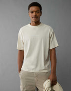 AE Laidback Luxe ヘビーウェイト オーバーサイズ ロゴ グラフィック Tシャツ