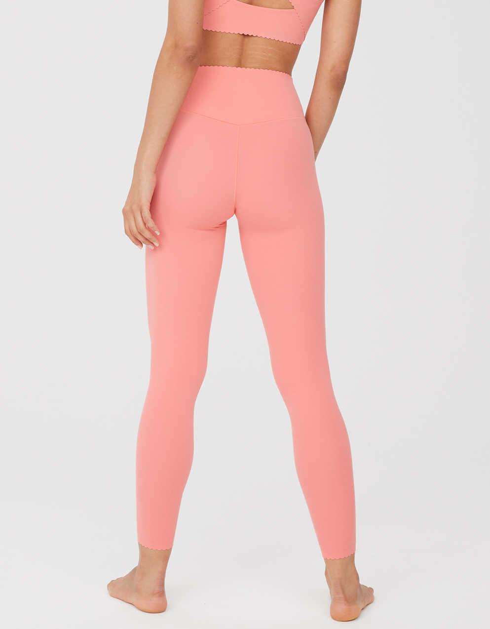 OFFLINE By Aerie Real Me XTRA Hold Up! スカラップ レギンス