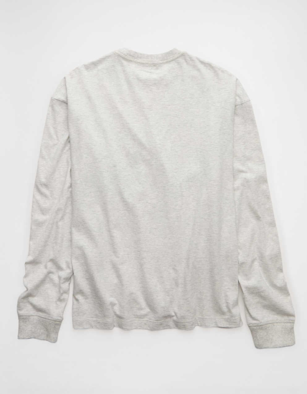 AEボクシーロングスリーブグラフィックTシャツ