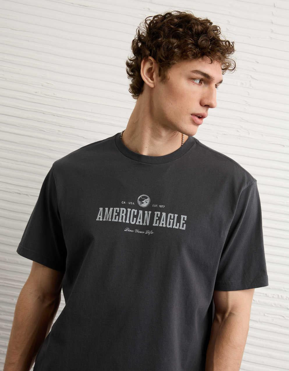 AE Standard Fit Logo Graphic T-Shirt