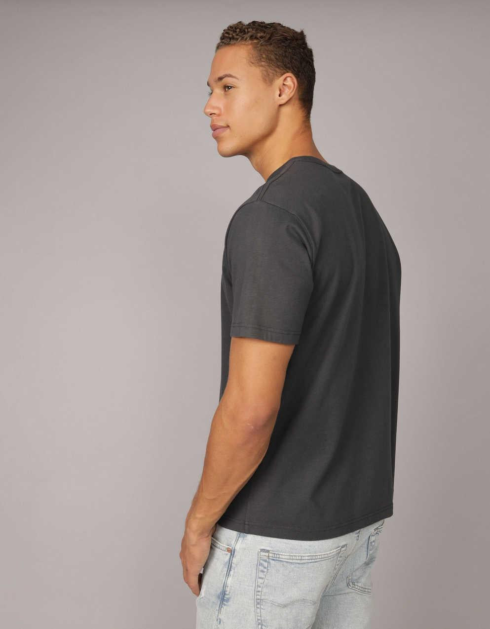 AE ロゴ グラフィック Tシャツ