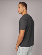 AE ロゴ グラフィック Tシャツ