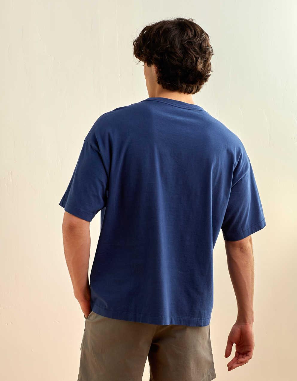AEリラックス・ロゴ・グラフィックTシャツ