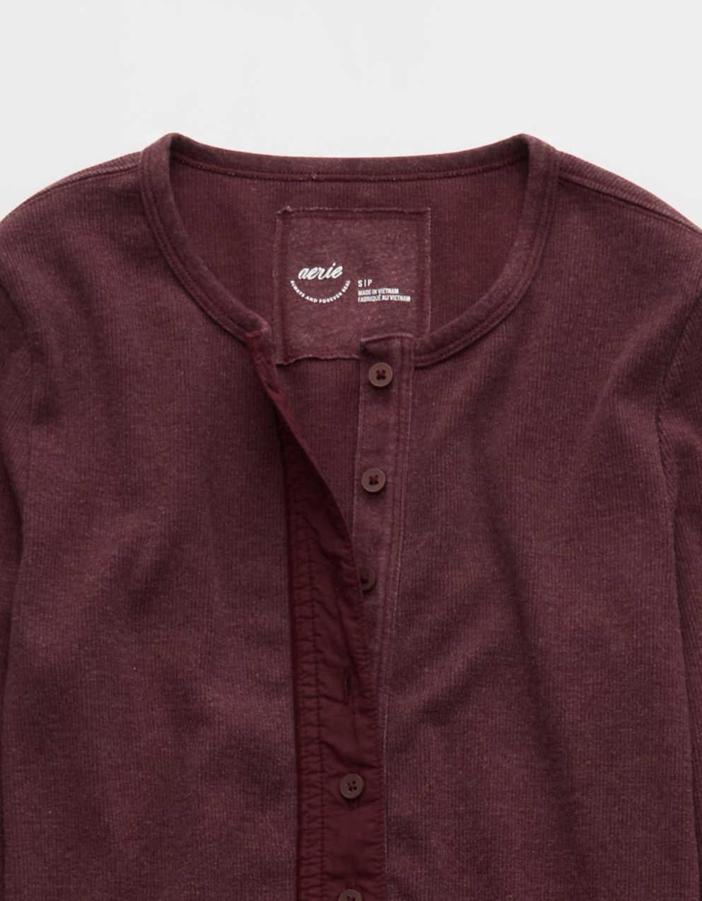 Aerie エッセンシャル・ヘンリー・レイヤリングTシャツ