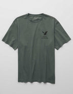 AE スタンダード・フィット・グラフィックTシャツ