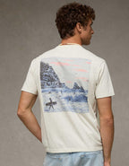 AE スタンダードフィット デスティネーション グラフィックTシャツ