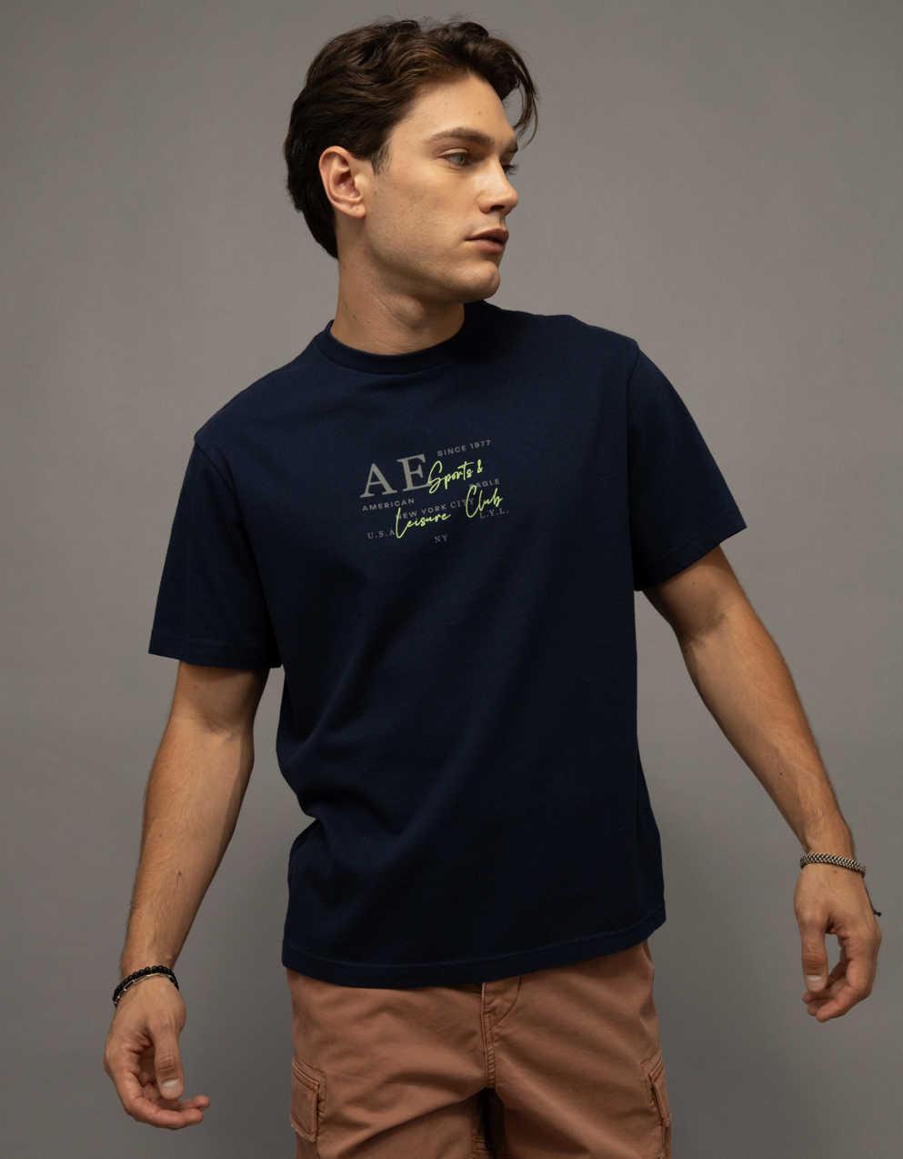 AE スタンダード・フィット・グラフィックTシャツ
