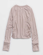 OFFLINE バイ・エアリー ウィークエンド・アウェイ 長袖Tシャツ