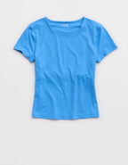 OFFLINE by Aerie・ミー・エクストラ Tシャツ