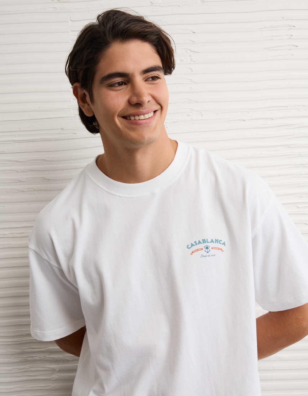 AE ボクシーフィット デスティネーション グラフィックTシャツ