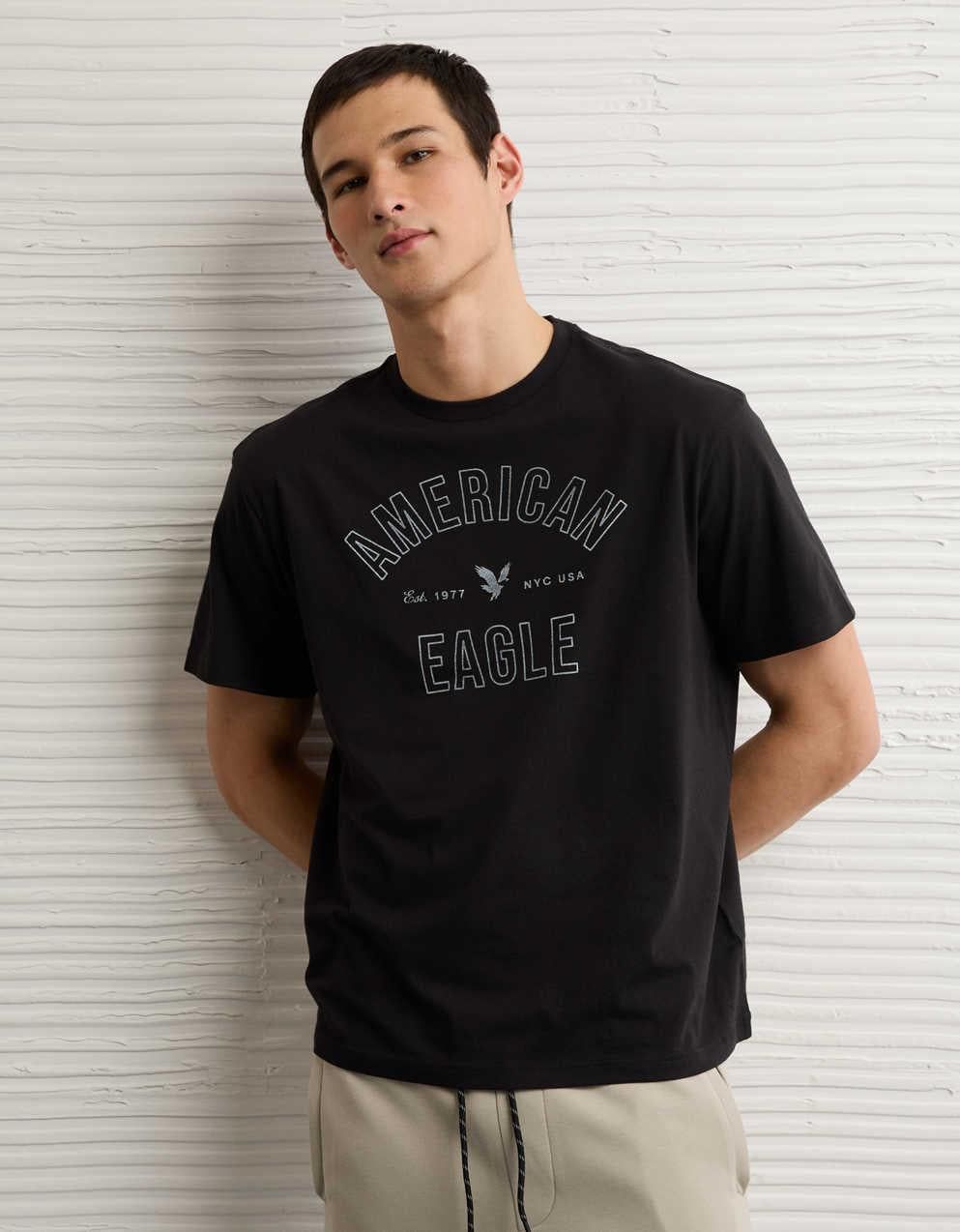 AE スタンダード・フィット ライトウェイト ロゴ グラフィック Tシャツ