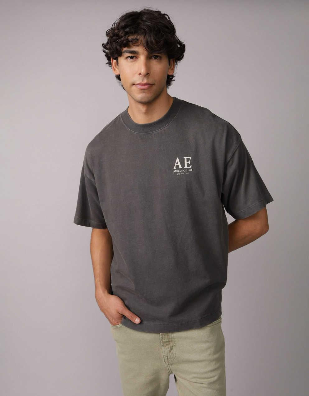 AE グラフィックTシャツ