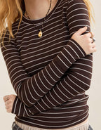 Aerie・エッセンシャル・クルー・レイヤリングTシャツ