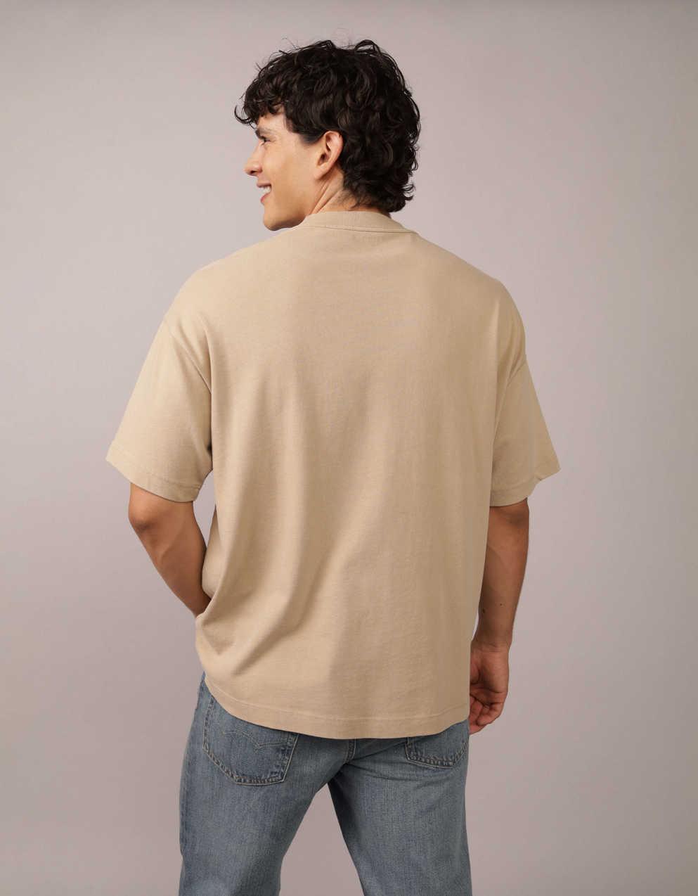 AEオーバーサイズロゴグラフィックTシャツ
