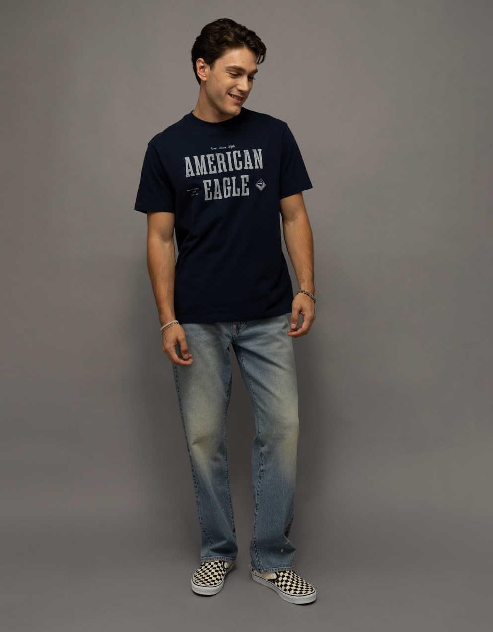 AE スタンダード・フィット・グラフィック・ロゴTシャツ