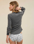 AerieヘンリーエッセンシャルレイヤリングTシャツ
