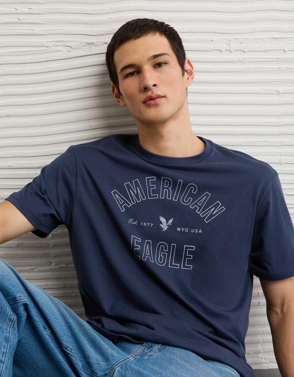AE Standard Fit Lightweight Logo Graphic T-Shirt