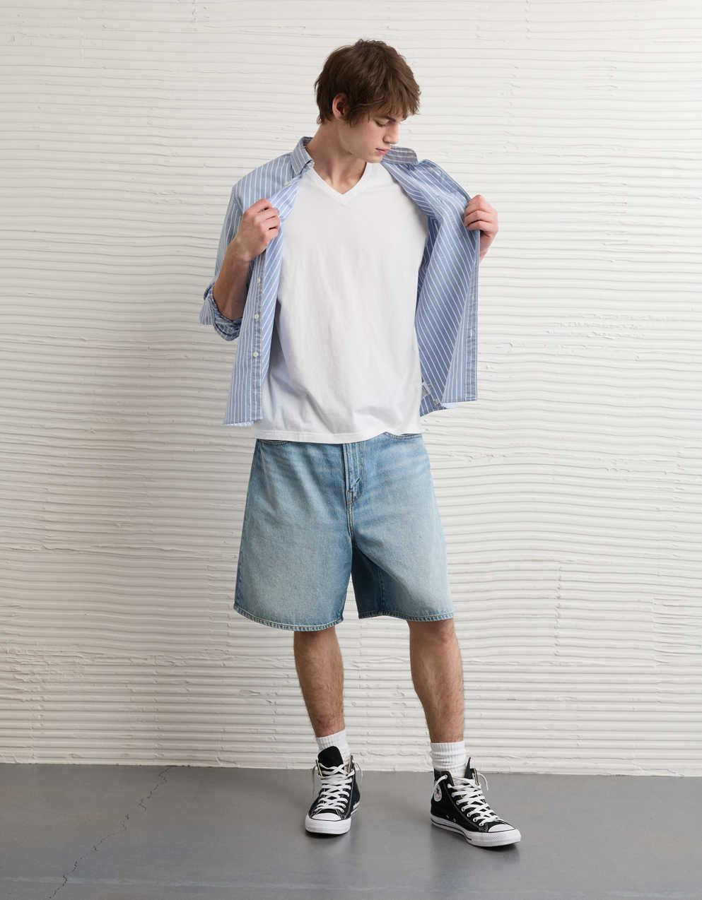 AE スタンダード・フィット・リブド・インVネックTシャツ