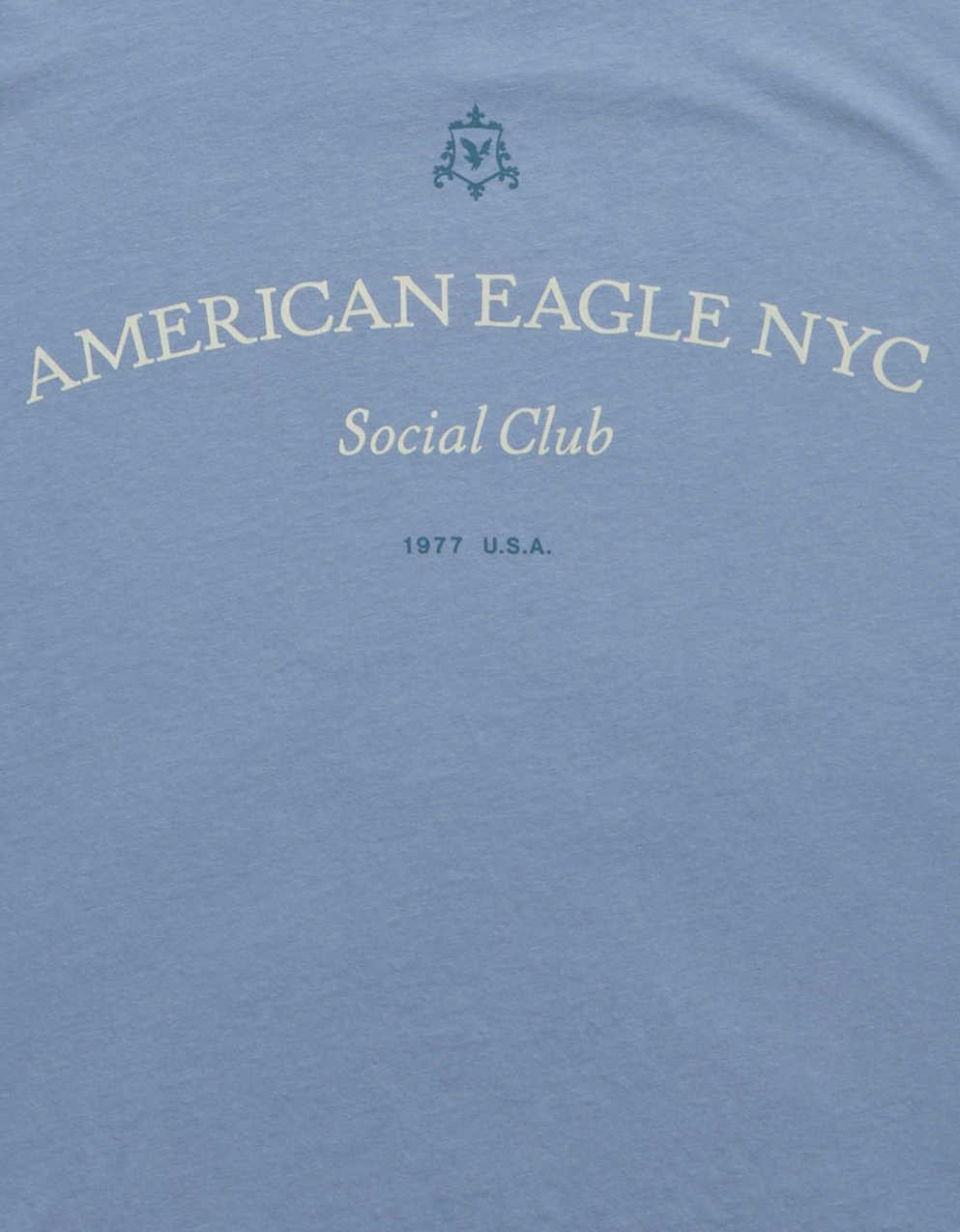 AEスタンダードフィットロゴグラフィックTシャツ