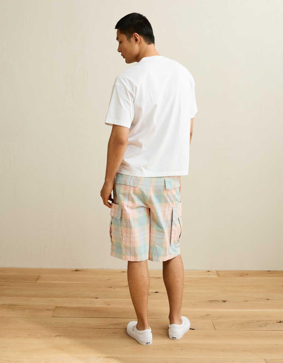 AE ボクシーフィット プライド グラフィックTシャツ