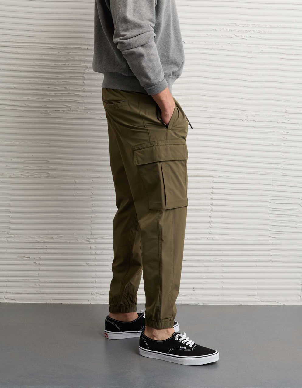 AE 24/7 Tech Hybrid Cargo Jogger