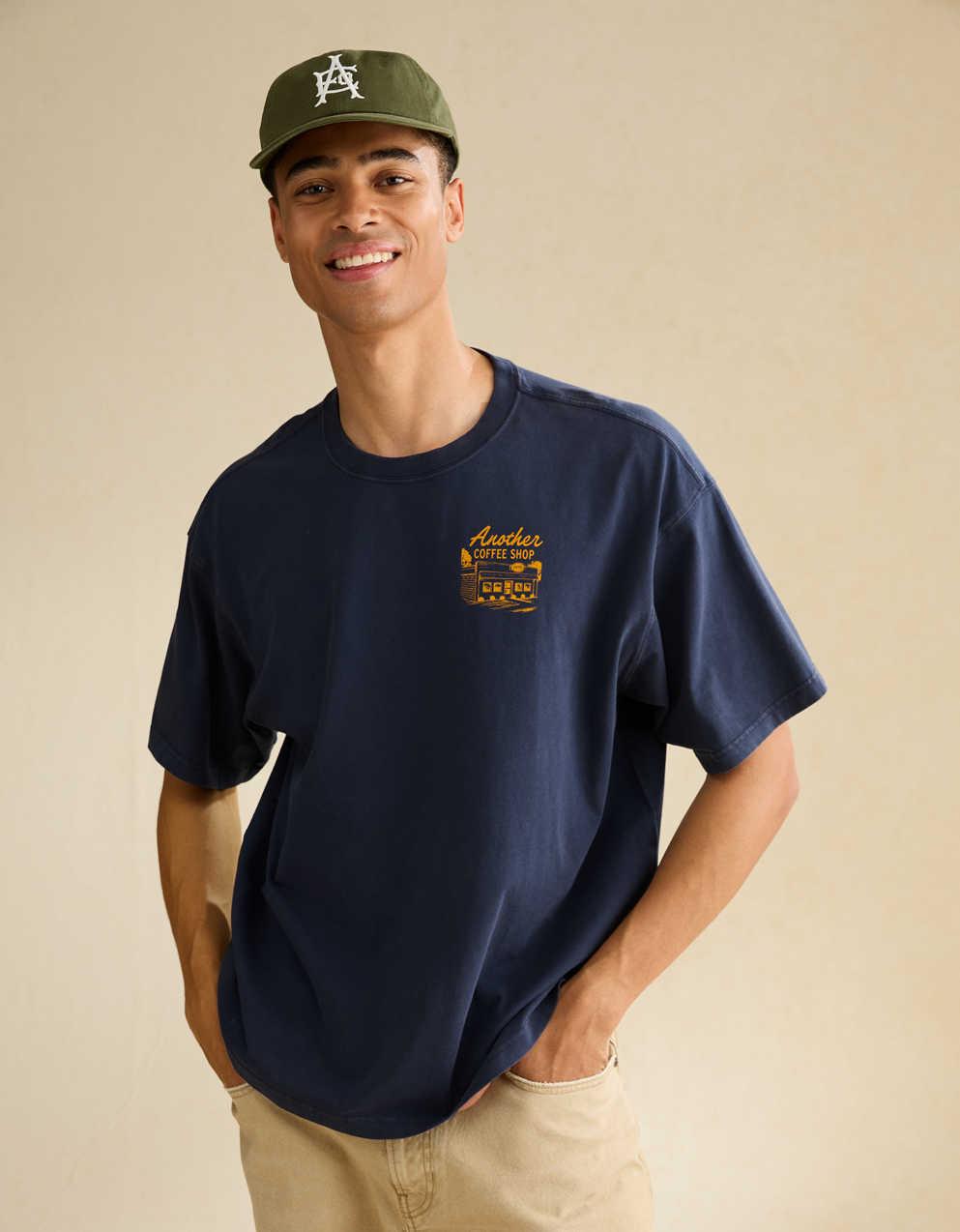 AE ボクシーフィット デスティネーション グラフィックTシャツ
