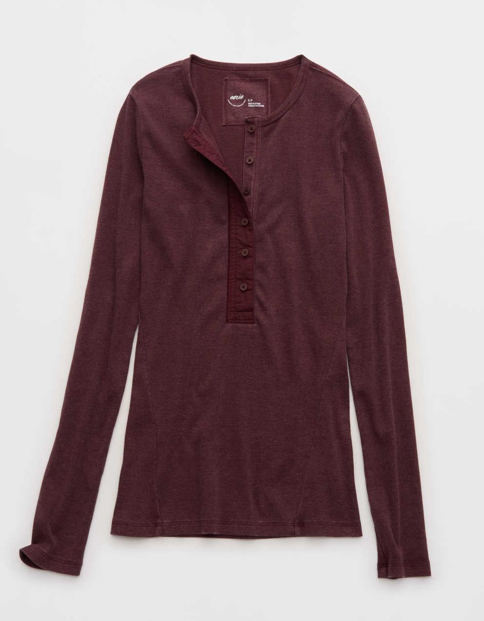 Aerie エッセンシャル・ヘンリー・レイヤリングTシャツ